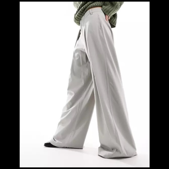 Bershka Boxer High Rise Wrap Over Wide Leg Tailored Trouser Pants Stone Size 10 - Picture 2 of 16